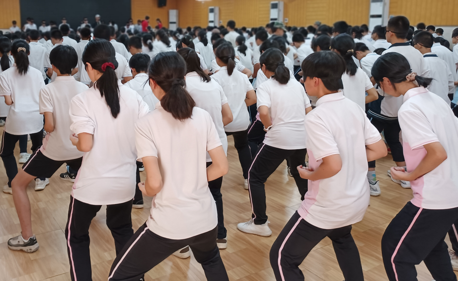 廣州拓展項(xiàng)目-扎馬步